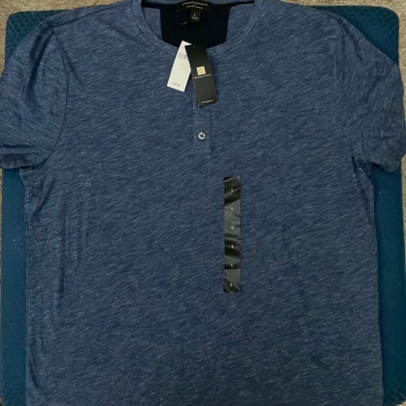 Banana Republic Men T-shirt